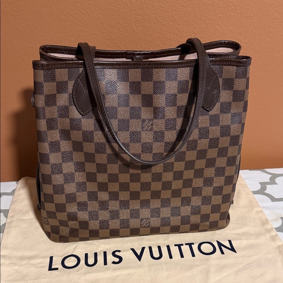 Louis Vuitton Handbags - Louis Vuitton Damier Ebene Tote